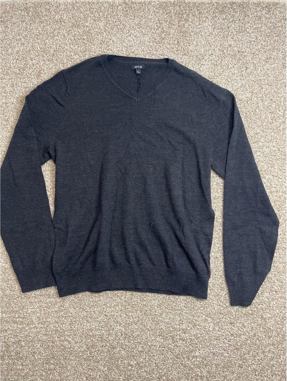 APT. 9 Merino Blend Pullover Knit Sweater Men Size L Gray V-Neck Long Sleeve